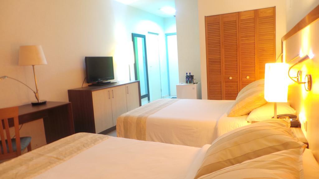 Queens Hotel Paramaribo Kültér fotó
