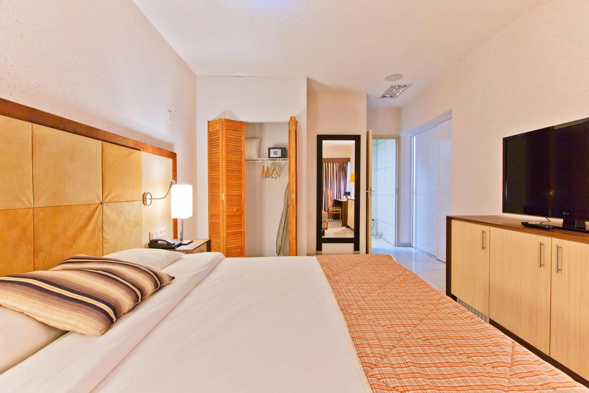 Queens Hotel Paramaribo Kültér fotó